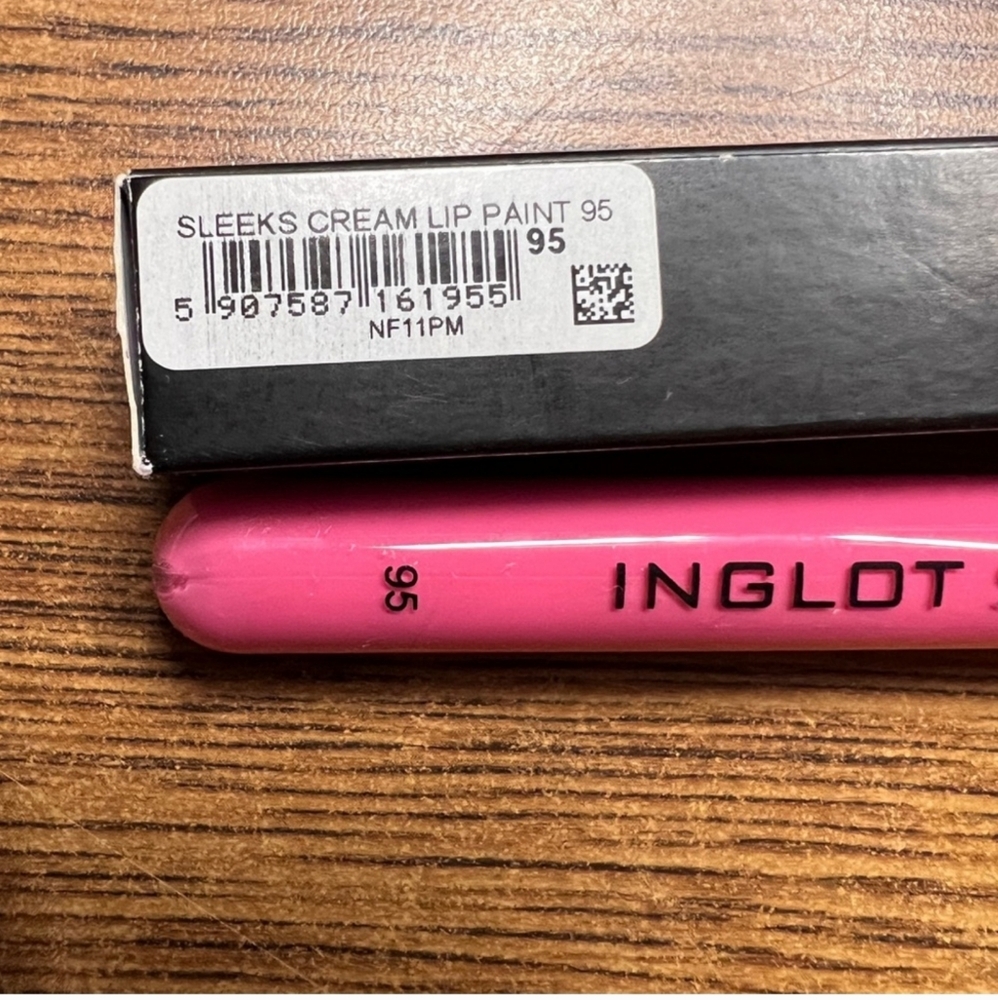 NWT Inglot Sleeks Cream Lip Paint in Pink #95